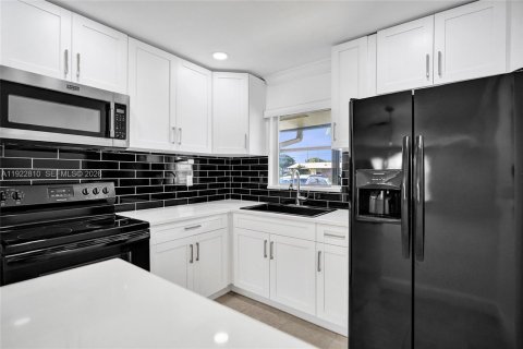 Villa ou maison à West Palm Beach, Floride 1 chambre, 61.5 m2 № 2054398