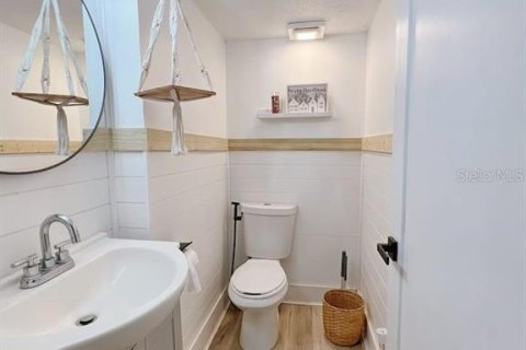 Villa ou maison à vendre à Bradenton, Floride: 4 chambres, 324.88 m2 № 1917564 - photo 16