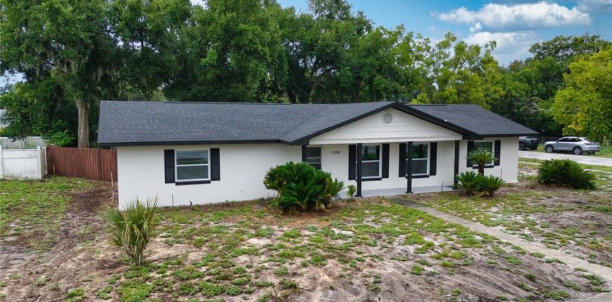 Casa en Mount Dora, Florida 4 dormitorios, 154.59 m2 № 2267073