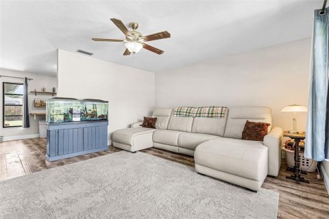 Villa ou maison à vendre à Punta Gorda, Floride: 3 chambres, 138.42 m2 № 2235645 - photo 11