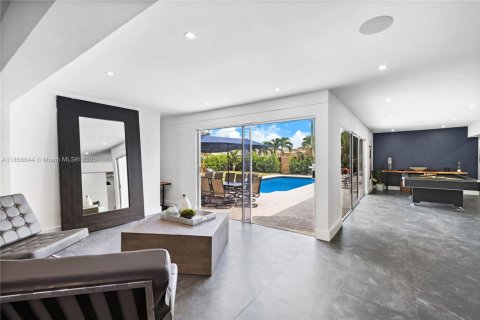 Villa ou maison à louer à Hollywood, Floride: 8 chambres, 463.58 m2 № 2194489 - photo 13