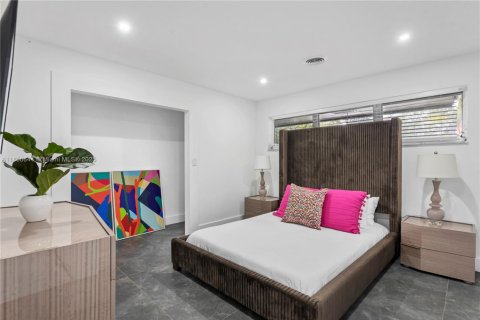 Villa ou maison à louer à Hollywood, Floride: 8 chambres, 463.58 m2 № 2194489 - photo 24
