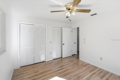 House in Inverness, Florida 3 bedrooms, 192.4 sq.m. № 2231654 - photo 23