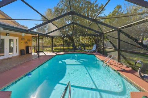 House in Inverness, Florida 3 bedrooms, 192.4 sq.m. № 2231654 - photo 26