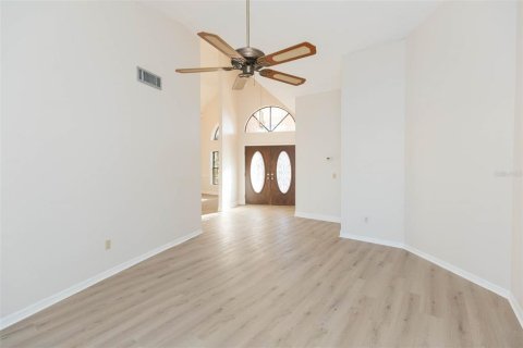 House in Apollo Beach, Florida 4 bedrooms, 276.29 sq.m. № 1564690 - photo 5