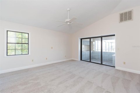 House in Apollo Beach, Florida 4 bedrooms, 276.29 sq.m. № 1564690 - photo 10
