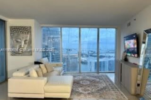 Купить кондоминиум в Майами, Флорида 2 спальни, 117.89м2, № 1967442 - фото 4