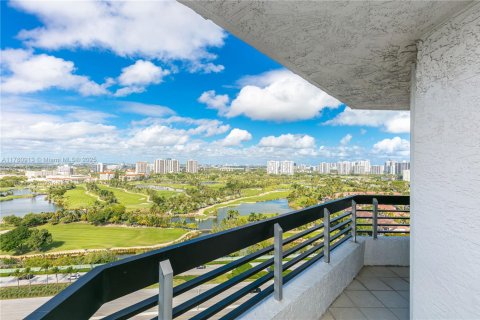 Copropriété à vendre à Aventura, Floride: 2 chambres, 126.44 m2 № 1627424 - photo 6