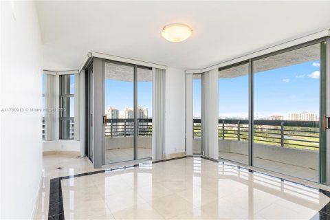 Copropriété à vendre à Aventura, Floride: 2 chambres, 126.44 m2 № 1627424 - photo 12