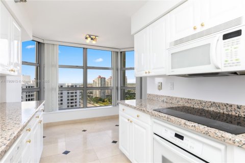 Copropriété à vendre à Aventura, Floride: 2 chambres, 126.44 m2 № 1627424 - photo 22
