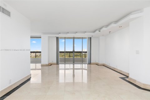 Copropriété à vendre à Aventura, Floride: 2 chambres, 126.44 m2 № 1627424 - photo 14