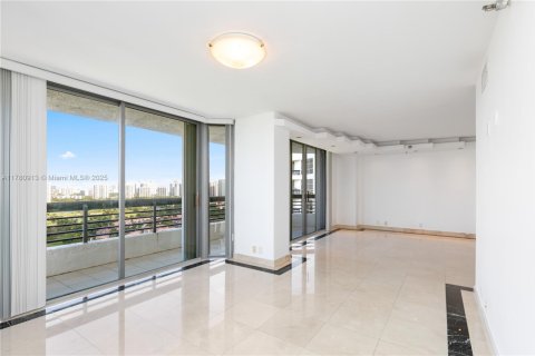 Copropriété à vendre à Aventura, Floride: 2 chambres, 126.44 m2 № 1627424 - photo 11