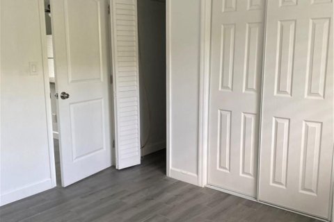 Villa ou maison à louer à Fort Lauderdale, Floride: 1 chambre № 1187301 - photo 1