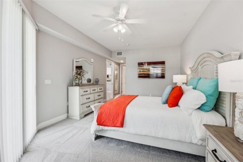 Condo in New Smyrna Beach, Florida, 3 bedrooms  № 2388156 - photo 13