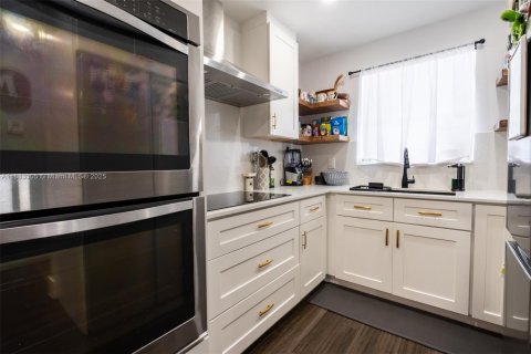 Купить кондоминиум в Дейви, Флорида 2 спальни, 91.97м2, № 1931608 - фото 9