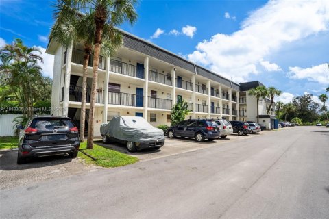 Купить кондоминиум в Дейви, Флорида 2 спальни, 91.97м2, № 1931608 - фото 1