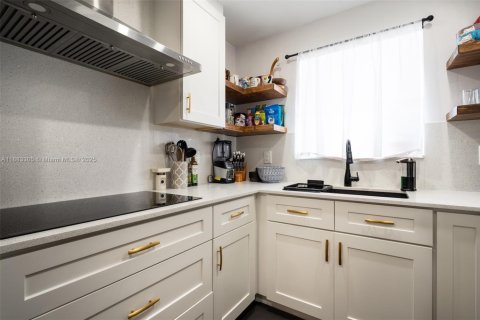 Купить кондоминиум в Дейви, Флорида 2 спальни, 91.97м2, № 1931608 - фото 10