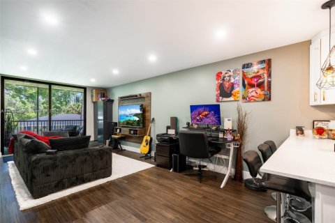 Купить кондоминиум в Дейви, Флорида 2 спальни, 91.97м2, № 1931608 - фото 3