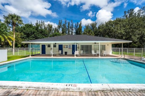 Купить кондоминиум в Дейви, Флорида 2 спальни, 91.97м2, № 1931608 - фото 25