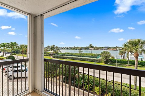 Copropriété à vendre à Jupiter, Floride: 2 chambres, 219.06 m2 № 2146033 - photo 6