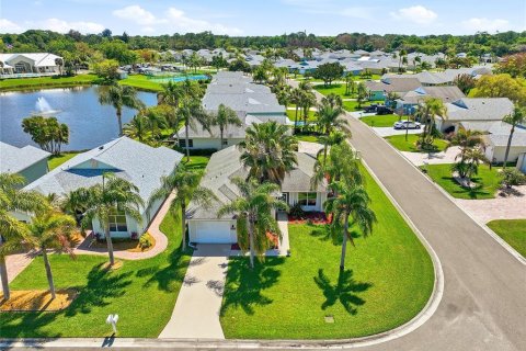House in St. Lucie, Florida 2 bedrooms, 121.24 sq.m. № 2233269 - photo 28