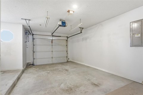 House in St. Lucie, Florida 2 bedrooms, 121.24 sq.m. № 2233269 - photo 21