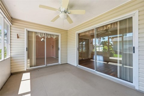House in St. Lucie, Florida 2 bedrooms, 121.24 sq.m. № 2233269 - photo 24