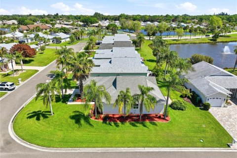 House in St. Lucie, Florida 2 bedrooms, 121.24 sq.m. № 2233269 - photo 30