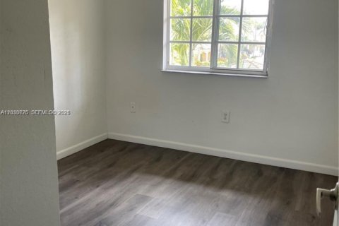 Condominio en venta en North Miami Beach, Florida, 3 dormitorios, 104.89 m2 № 2078033 - foto 14