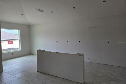 House in Beverly Hills, Florida 3 bedrooms, 140.47 sq.m. № 1723143 - photo 9