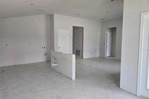 House in Beverly Hills, Florida 3 bedrooms, 140.47 sq.m. № 1723143 - photo 11