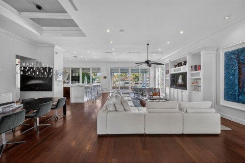 House in Fort Lauderdale, Florida 4 bedrooms, 329.25 sq.m. № 2147357 - photo 7