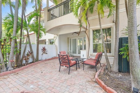 Adosado en venta en Hollywood, Florida, 3 dormitorios, 219.81 m2 № 2017224 - foto 19