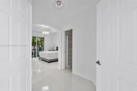 Adosado en venta en Hollywood, Florida, 3 dormitorios, 219.81 m2 № 2017224 - foto 29