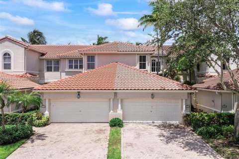 Adosado en Hollywood, Florida 3 dormitorios, 219.81 m2 № 2017224