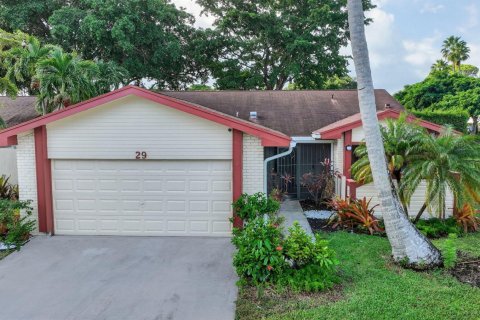 Villa ou maison à louer à Boynton Beach, Floride: 4 chambres, 131.83 m2 № 2262161 - photo 3