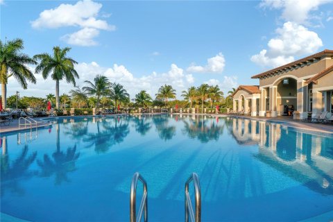 Condo in Cutler Bay, Florida, 2 bedrooms  № 1940261 - photo 25