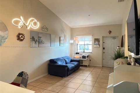 Copropriété à vendre à Cutler Bay, Floride: 2 chambres, 75.9 m2 № 1940261 - photo 5