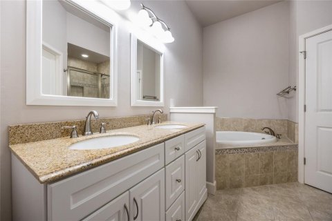 Casa en venta en Gainesville, Florida, 2 dormitorios, 136.66 m2 № 1566495 - foto 30