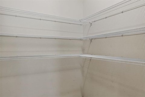 Villa ou maison à louer à Gainesville, Floride: 5 chambres, 220.18 m2 № 2167653 - photo 14