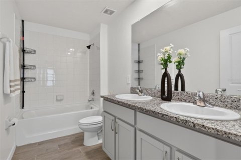Villa ou maison à louer à Gainesville, Floride: 5 chambres, 220.18 m2 № 2167653 - photo 30