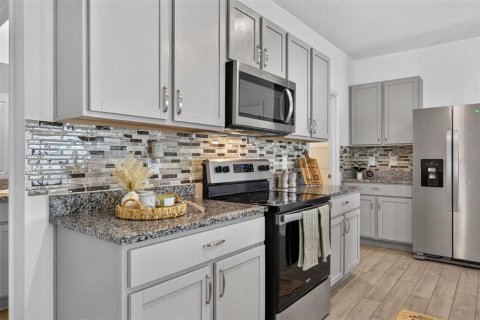 Villa ou maison à louer à Gainesville, Floride: 5 chambres, 220.18 m2 № 2167653 - photo 11