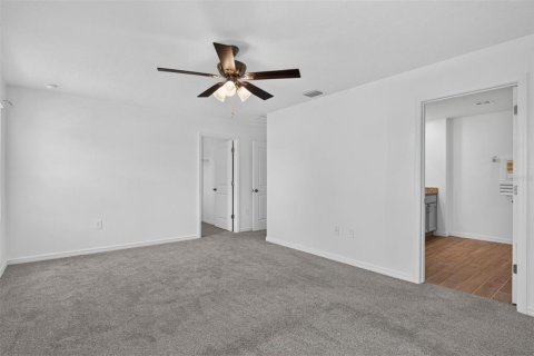 Villa ou maison à louer à Gainesville, Floride: 5 chambres, 220.18 m2 № 2167653 - photo 22
