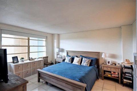 Copropriété à louer à Key Biscayne, Floride: 1 chambre, 83.15 m2 № 1700500 - photo 5