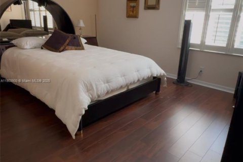 House in Delray Beach, Florida 3 bedrooms, 145.86 sq.m. № 1955307 - photo 15