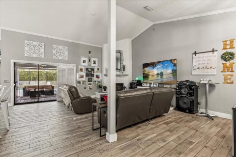 House in Longwood, Florida 4 bedrooms, 255.85 sq.m. № 1876449 - photo 13