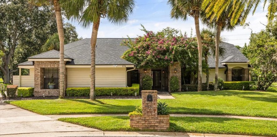 House in Longwood, Florida 4 bedrooms, 255.85 sq.m. № 1876449