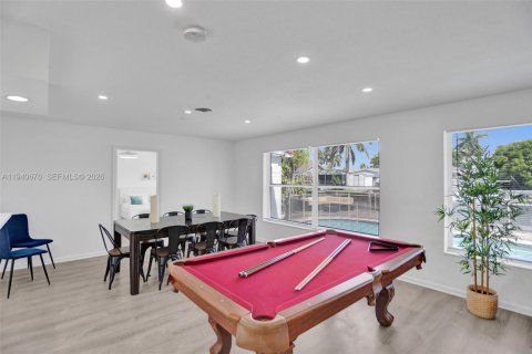 Casa en venta en Hollywood, Florida, 5 dormitorios, 208.29 m2 № 2152706 - foto 17