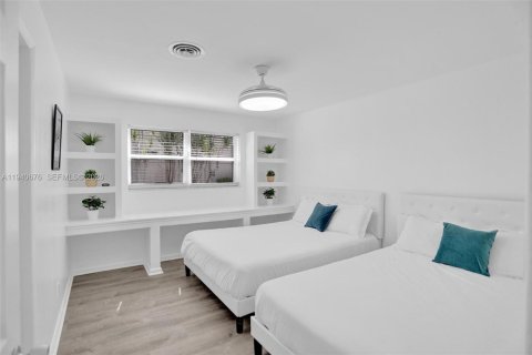 Casa en venta en Hollywood, Florida, 5 dormitorios, 208.29 m2 № 2152706 - foto 20