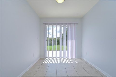 Villa ou maison à louer à Fish Hawk, Floride: 4 chambres, 124.67 m2 № 2149676 - photo 11